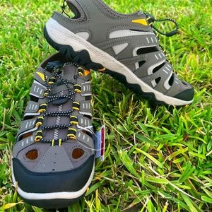 Eddie Bauer / Brand New / Brown